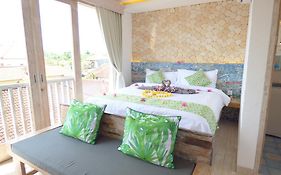 Green Studio Apartment Sanur